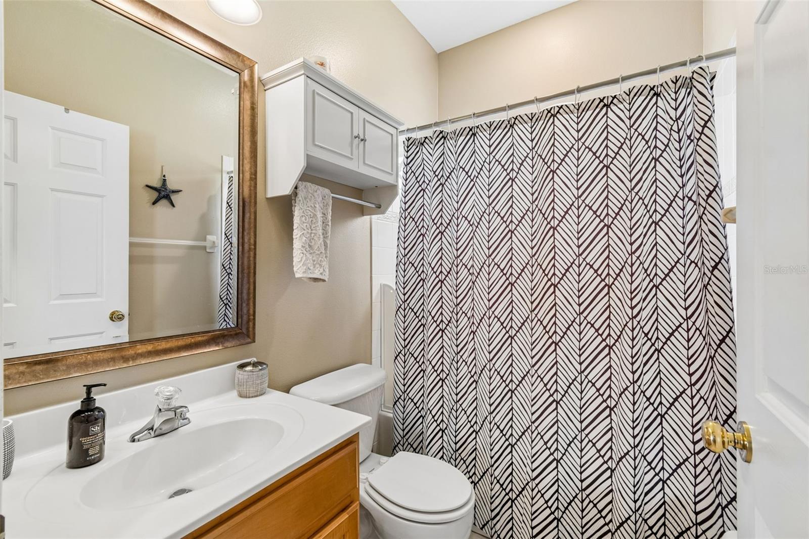 1616 REGAL MIST LOOP — photo 52