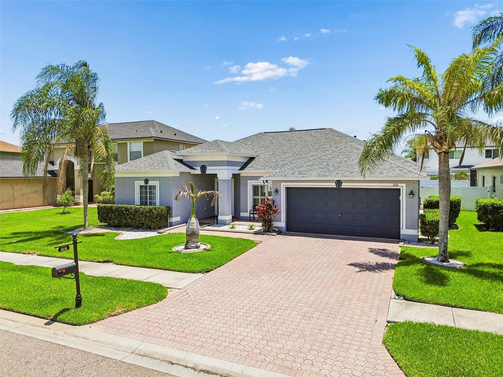 1616 REGAL MIST LOOP — photo 76