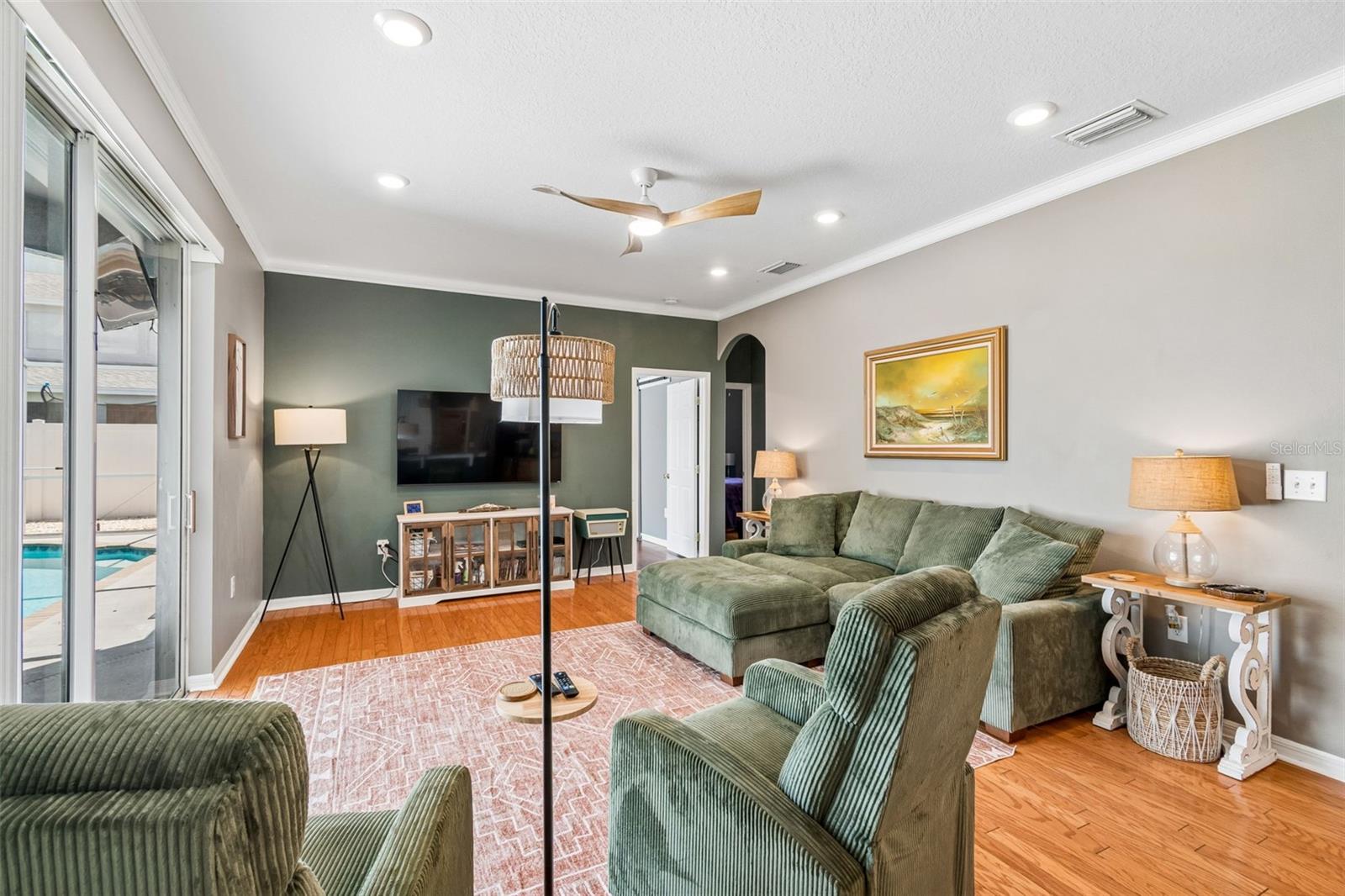 1616 REGAL MIST LOOP — photo 32