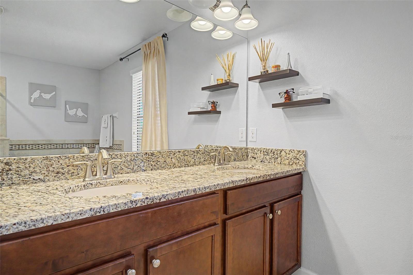 3842 WELLINGBOROUGH CT — photo 37