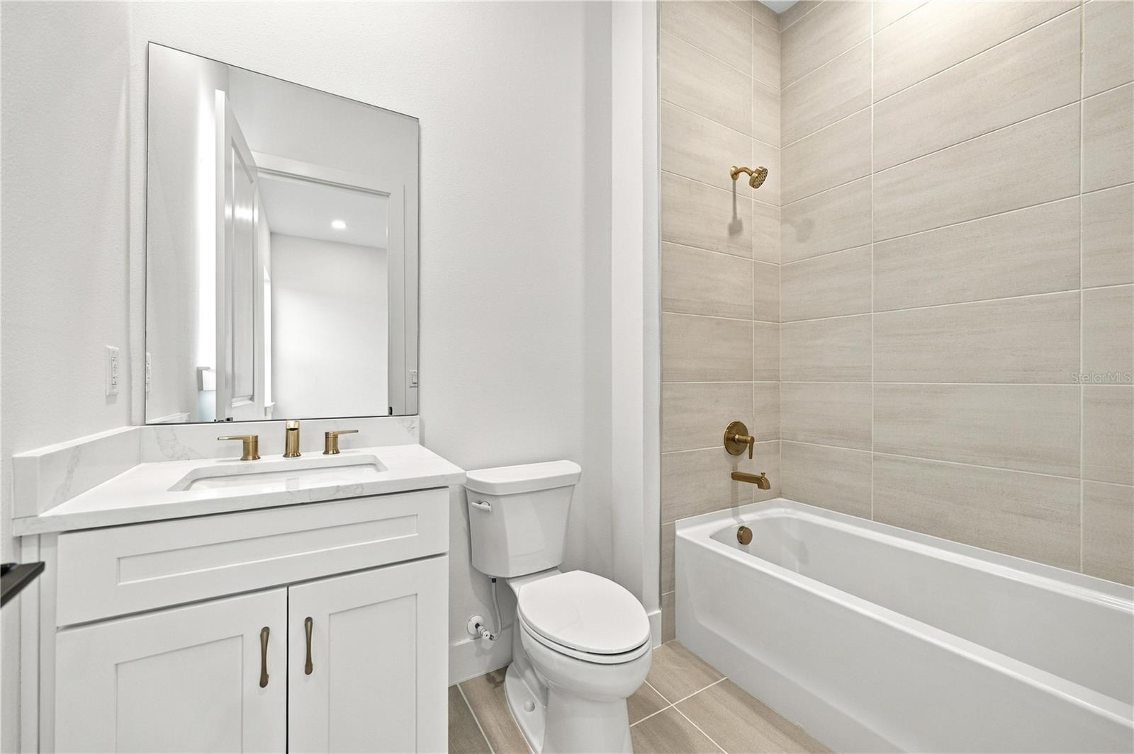 17805 PALMISTE DR — photo 14