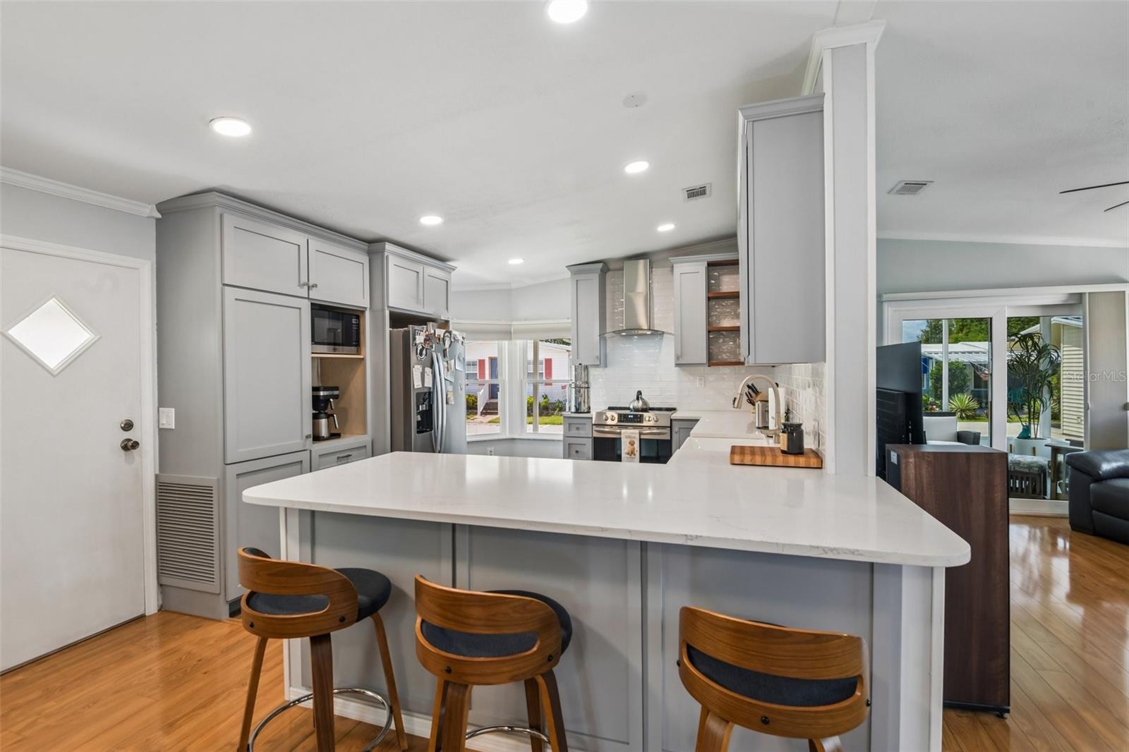 276 PELICAN DR N — photo 5
