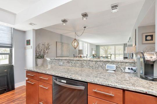 220 BELLEVIEW BLVD #203 — photo 9