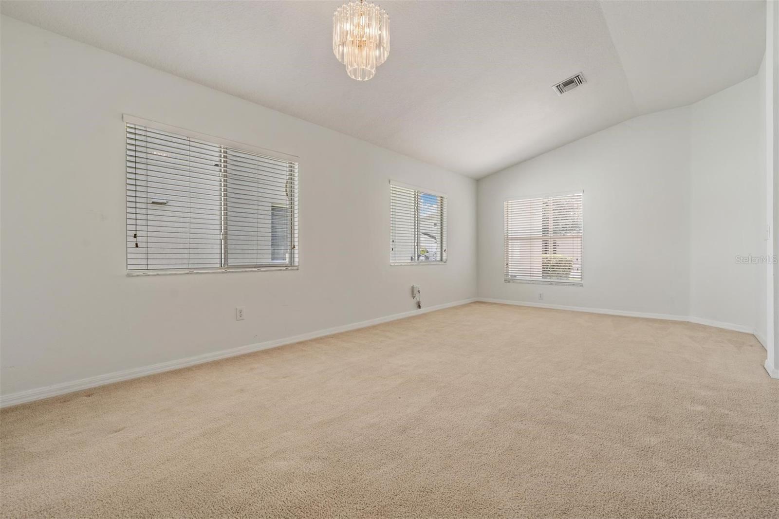 4940 WOODMERE RD — photo 10