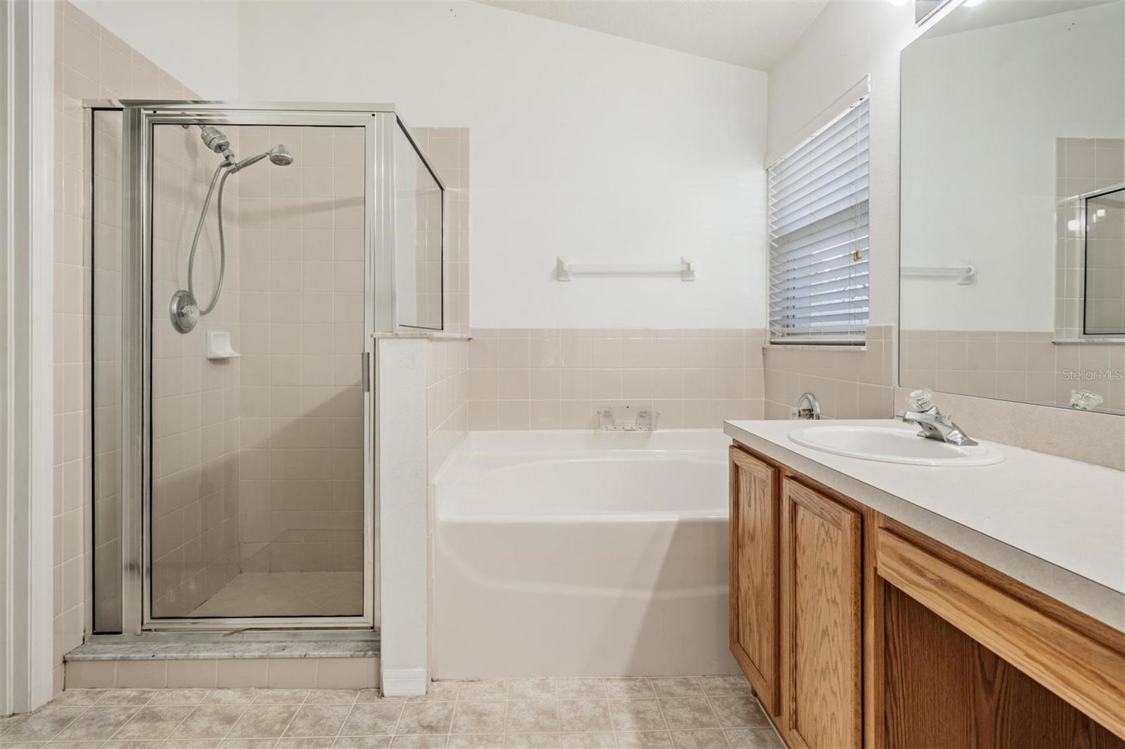 4940 WOODMERE RD — photo 23