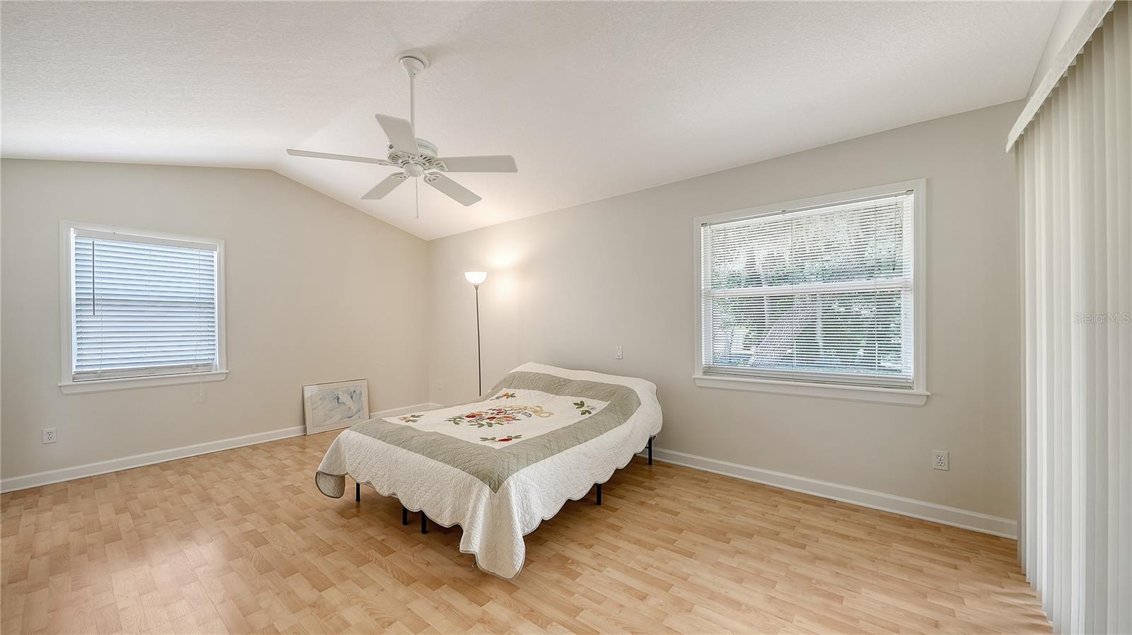 3826 BEEBER ST — photo 15