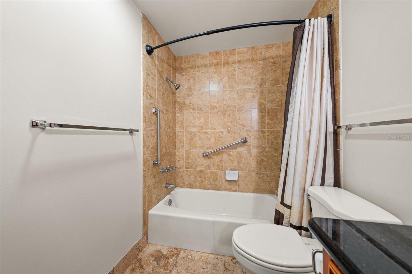 100 BLUFF VIEW DR #506C — photo 21