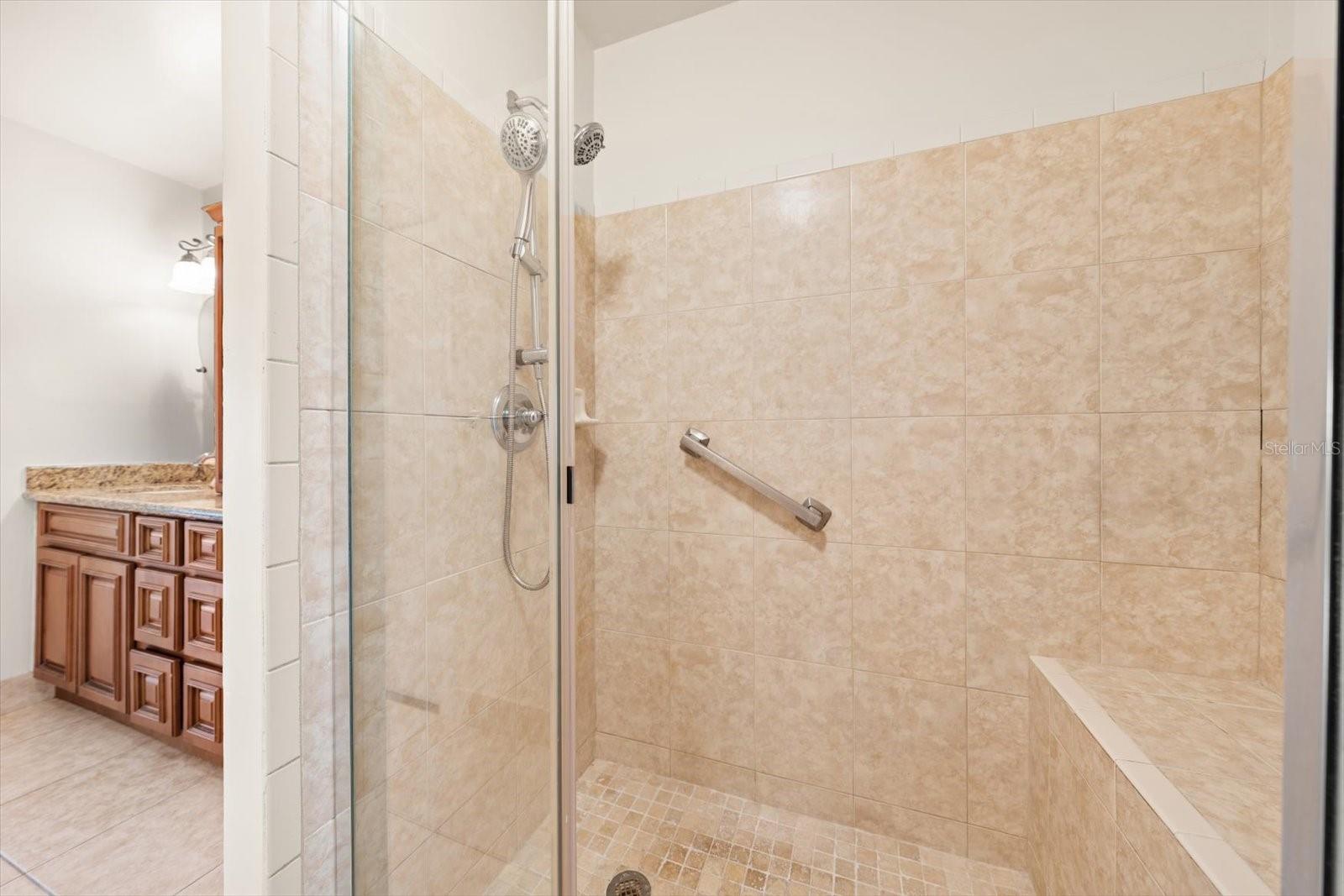100 BLUFF VIEW DR #506C — photo 20