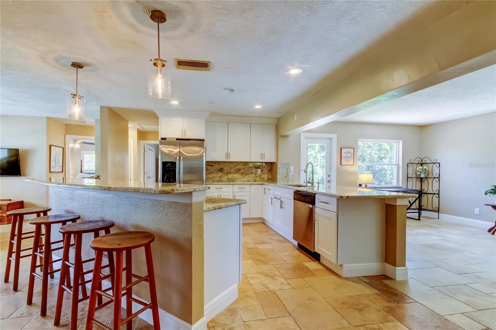 4174 14TH LN NE — photo 31