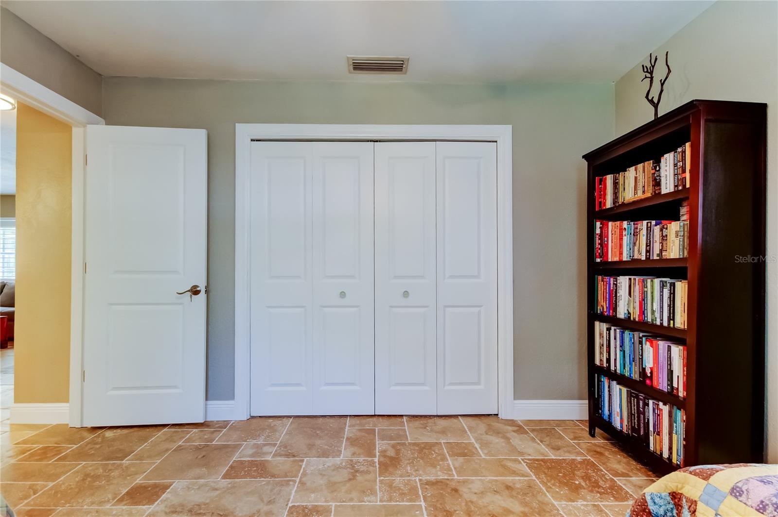 4174 14TH LN NE — photo 12