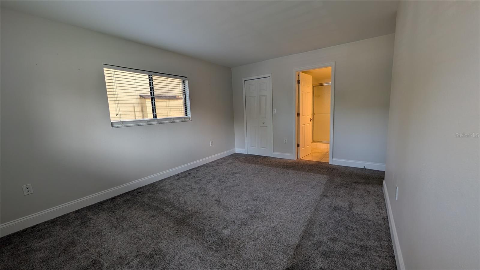 5602 BAYWATER DR — photo 9