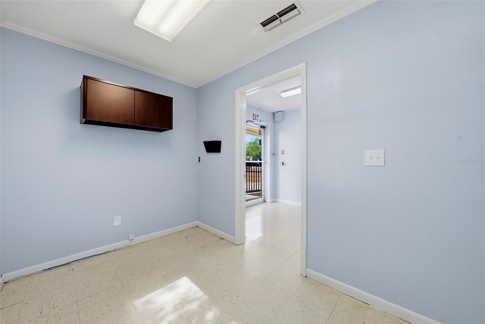 2886 WHITNEY RD — photo 13