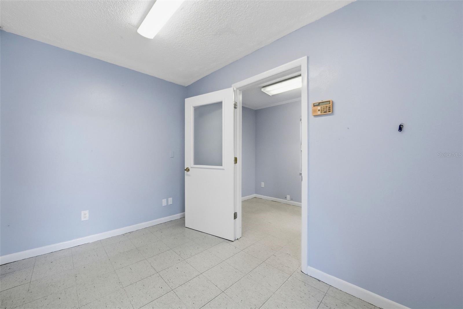 2886 WHITNEY RD — photo 12