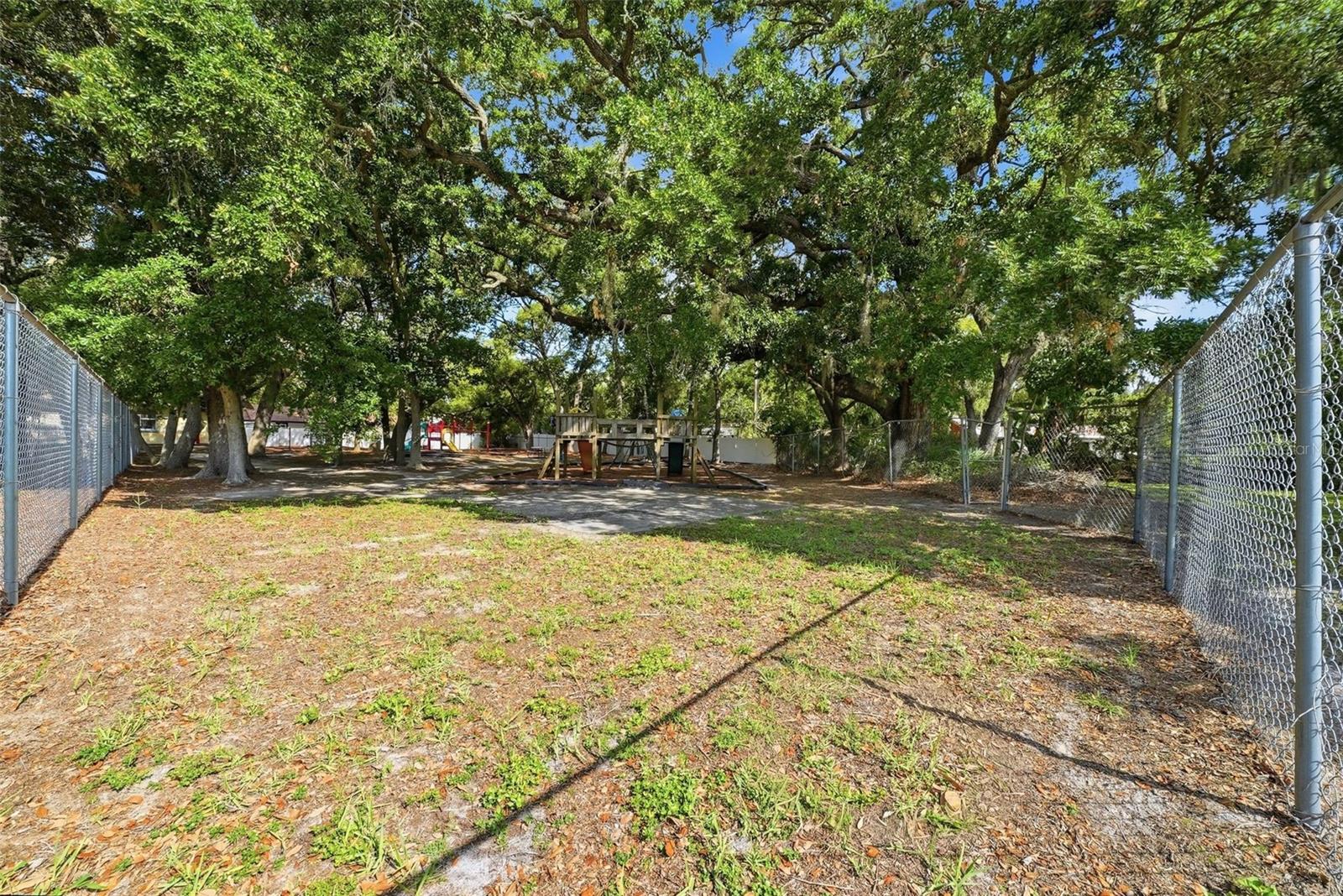 2886 WHITNEY RD — photo 35