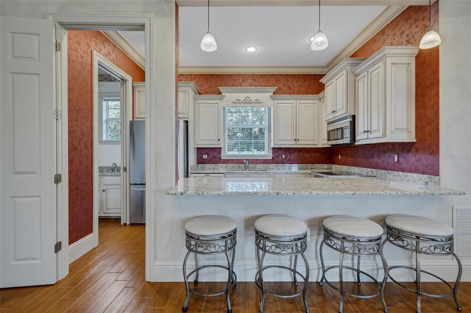 1045 FOX CREEK DR — photo 55