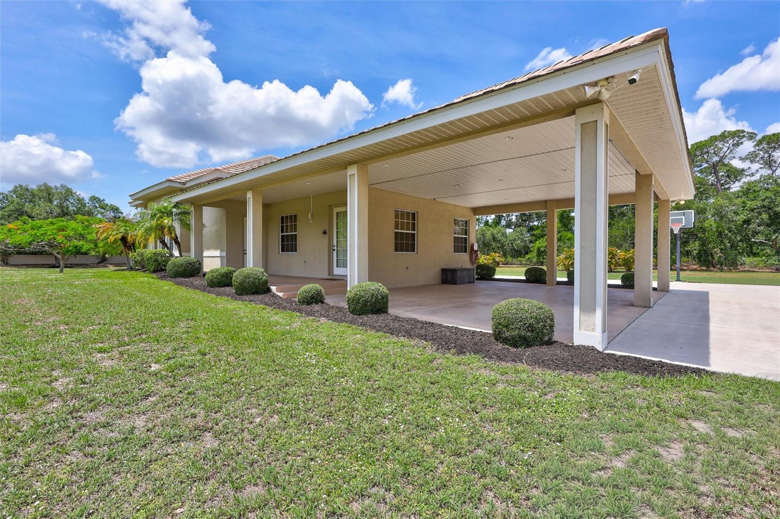 1045 FOX CREEK DR — photo 85