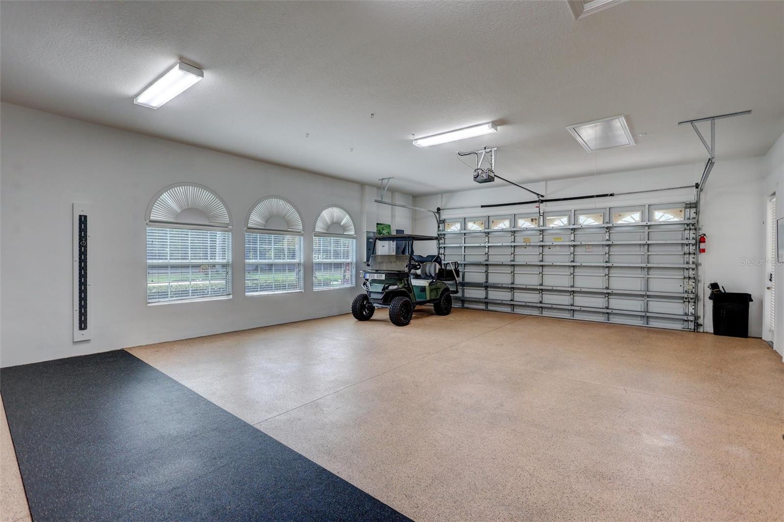 1045 FOX CREEK DR — photo 81