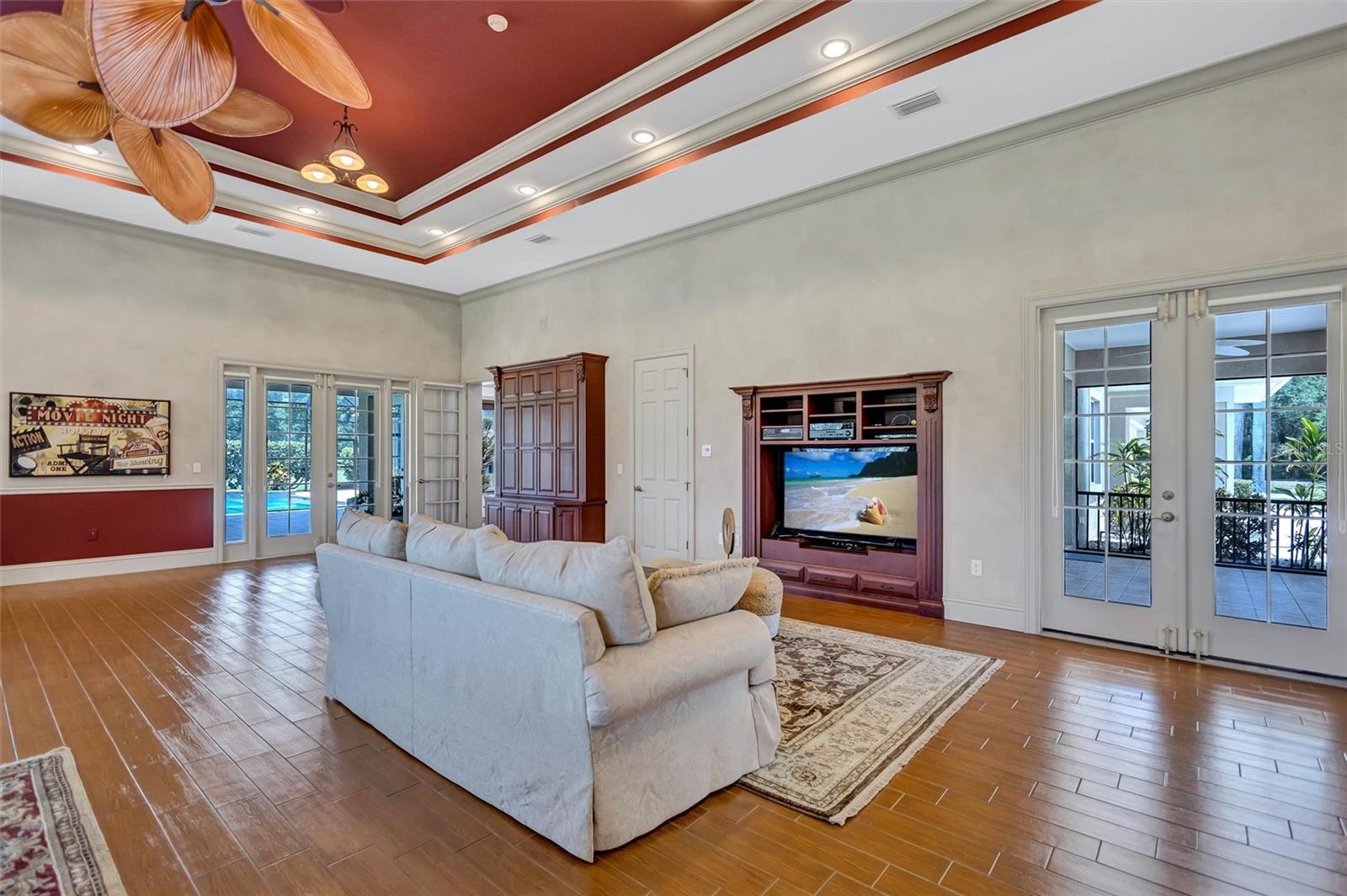 1045 FOX CREEK DR — photo 58