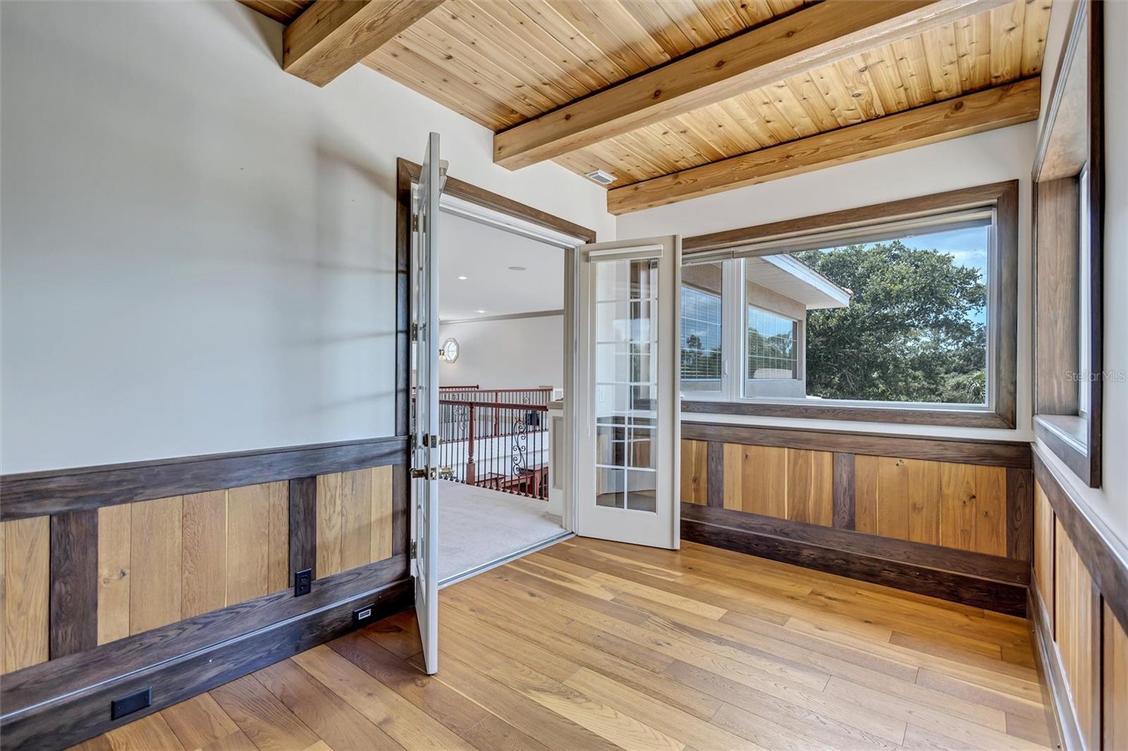 1045 FOX CREEK DR — photo 68