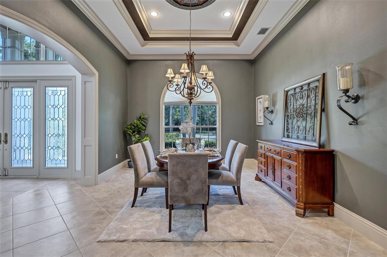 1045 FOX CREEK DR — photo 27