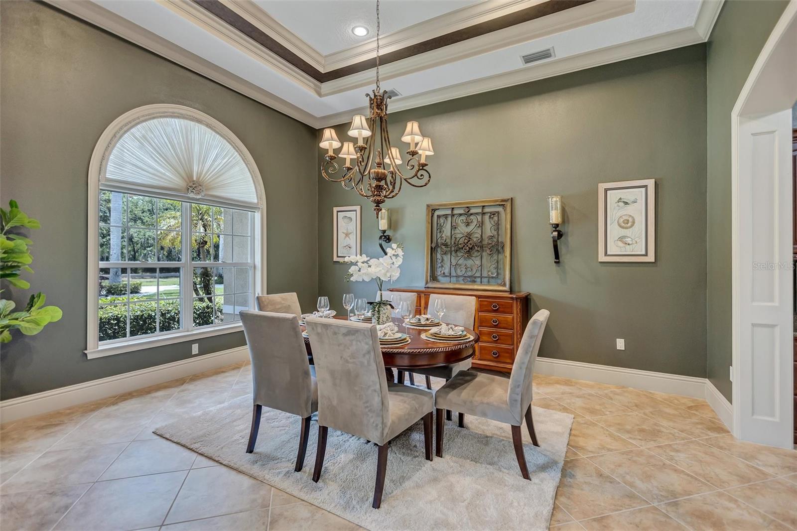1045 FOX CREEK DR — photo 26