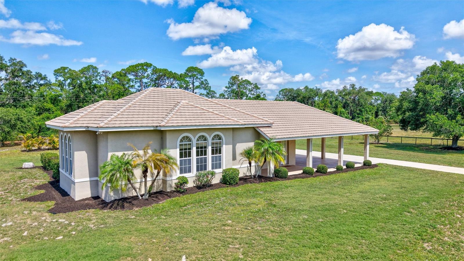 1045 FOX CREEK DR — photo 17