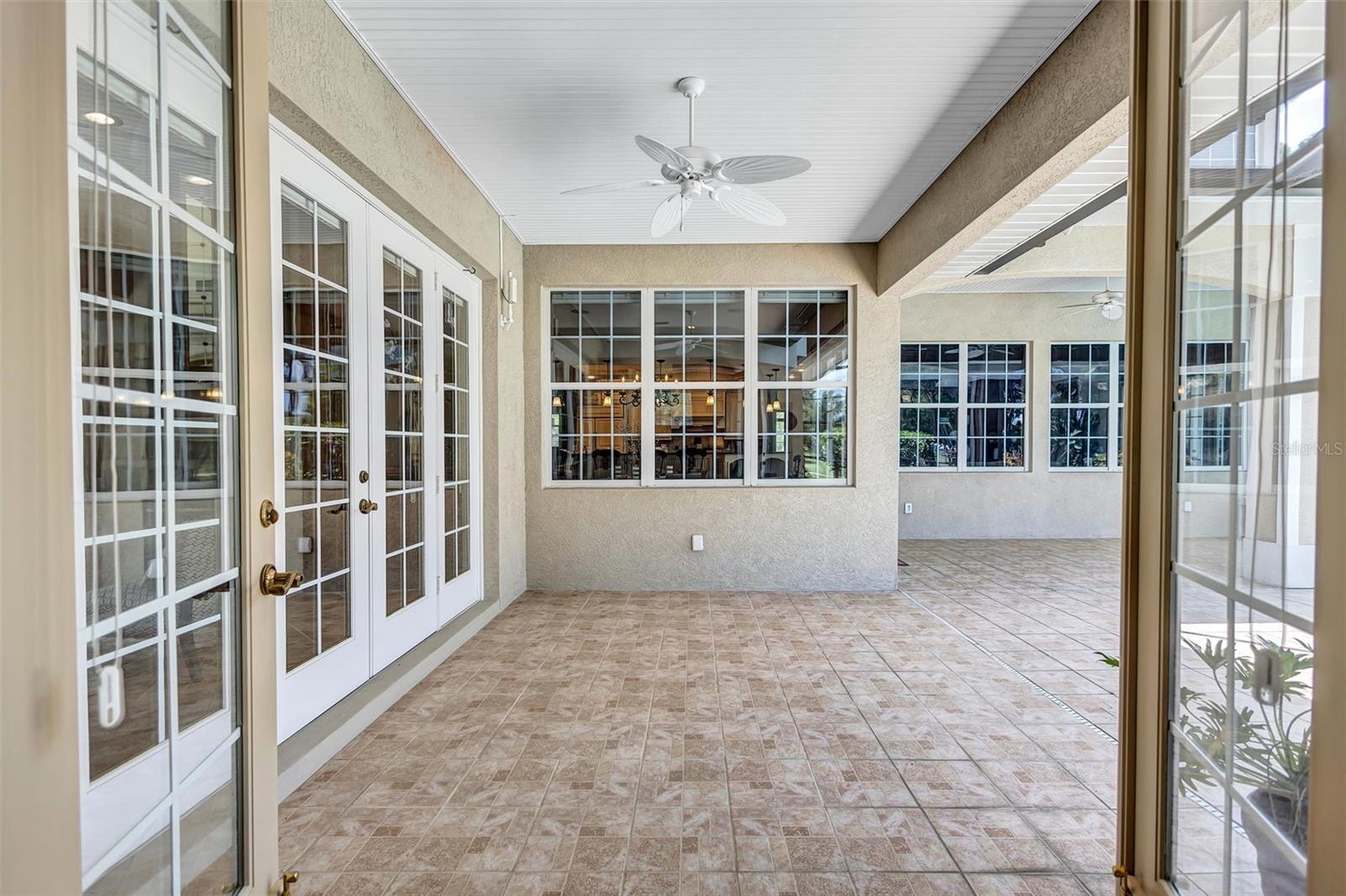 1045 FOX CREEK DR — photo 71