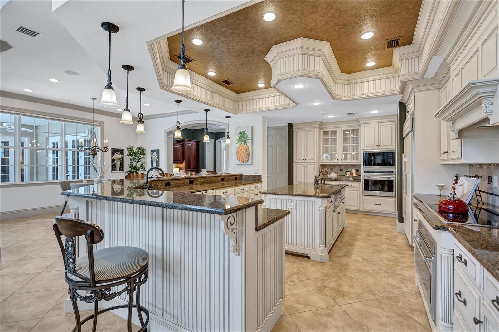 1045 FOX CREEK DR — photo 42
