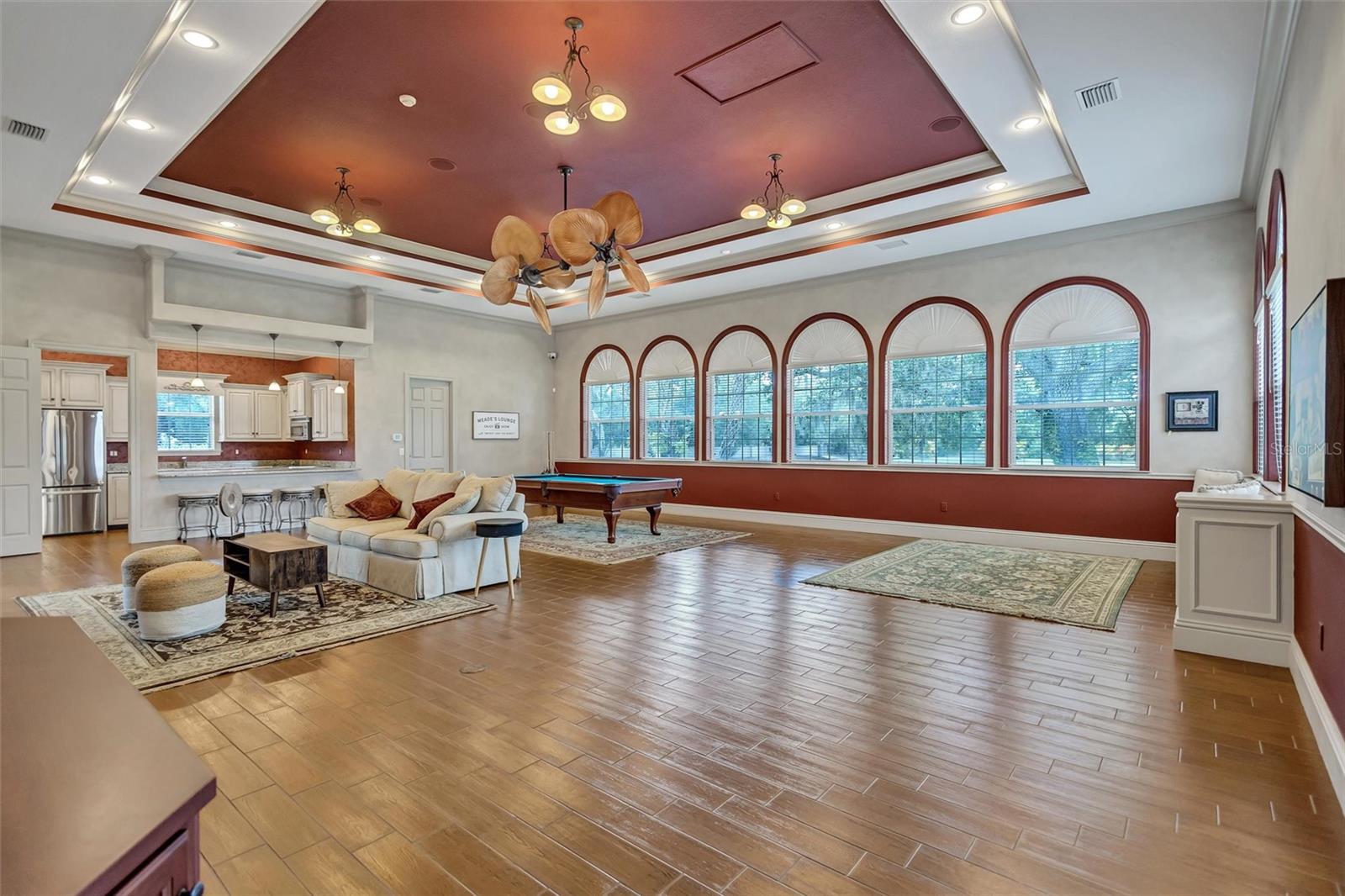 1045 FOX CREEK DR — photo 56