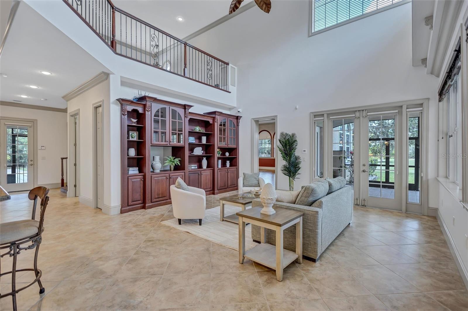 1045 FOX CREEK DR — photo 40