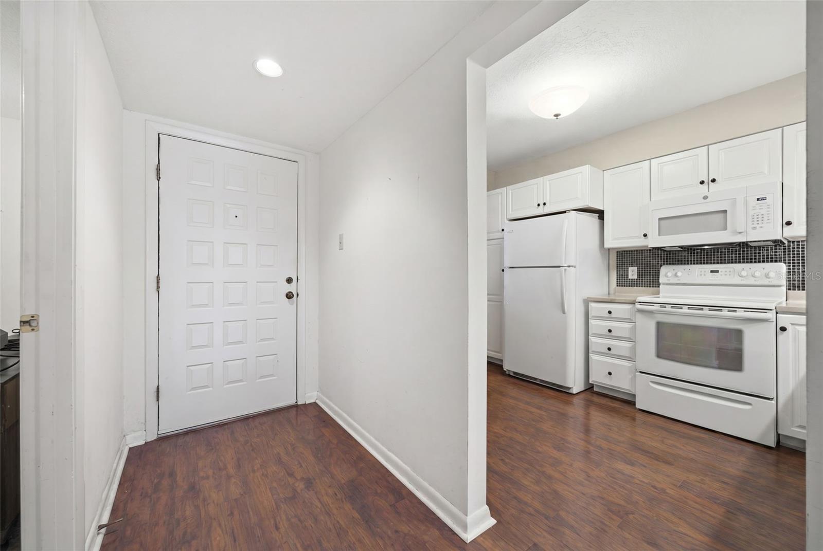 1802 MARINER DR E #25 — photo 4