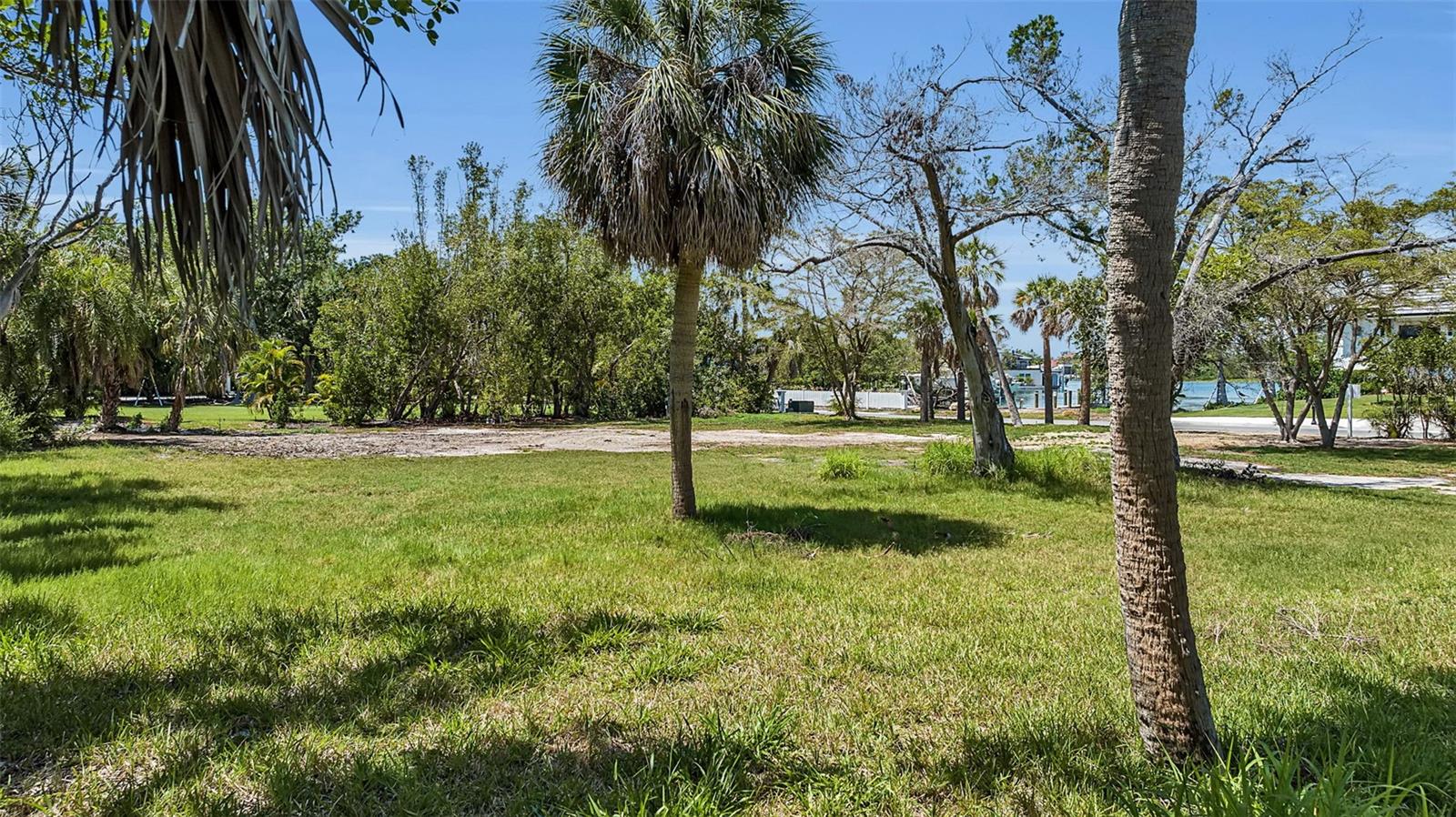 0 ROBERTS POINT RD — photo 9