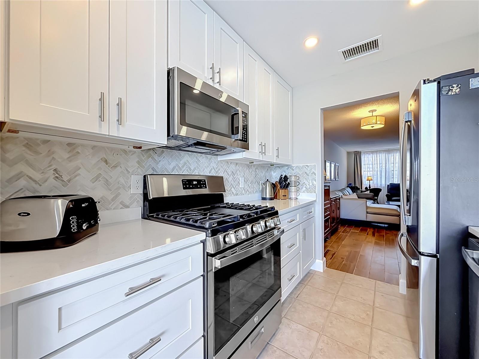 5925 SHORE BLVD S #107 — photo 11