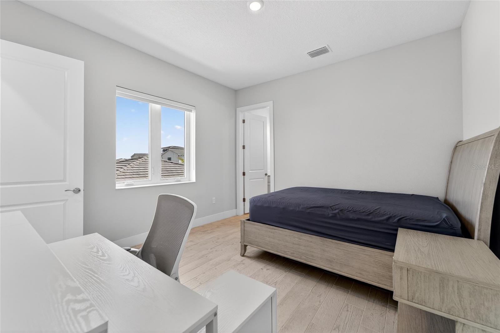 5917 CAT CLAW LN — photo 32