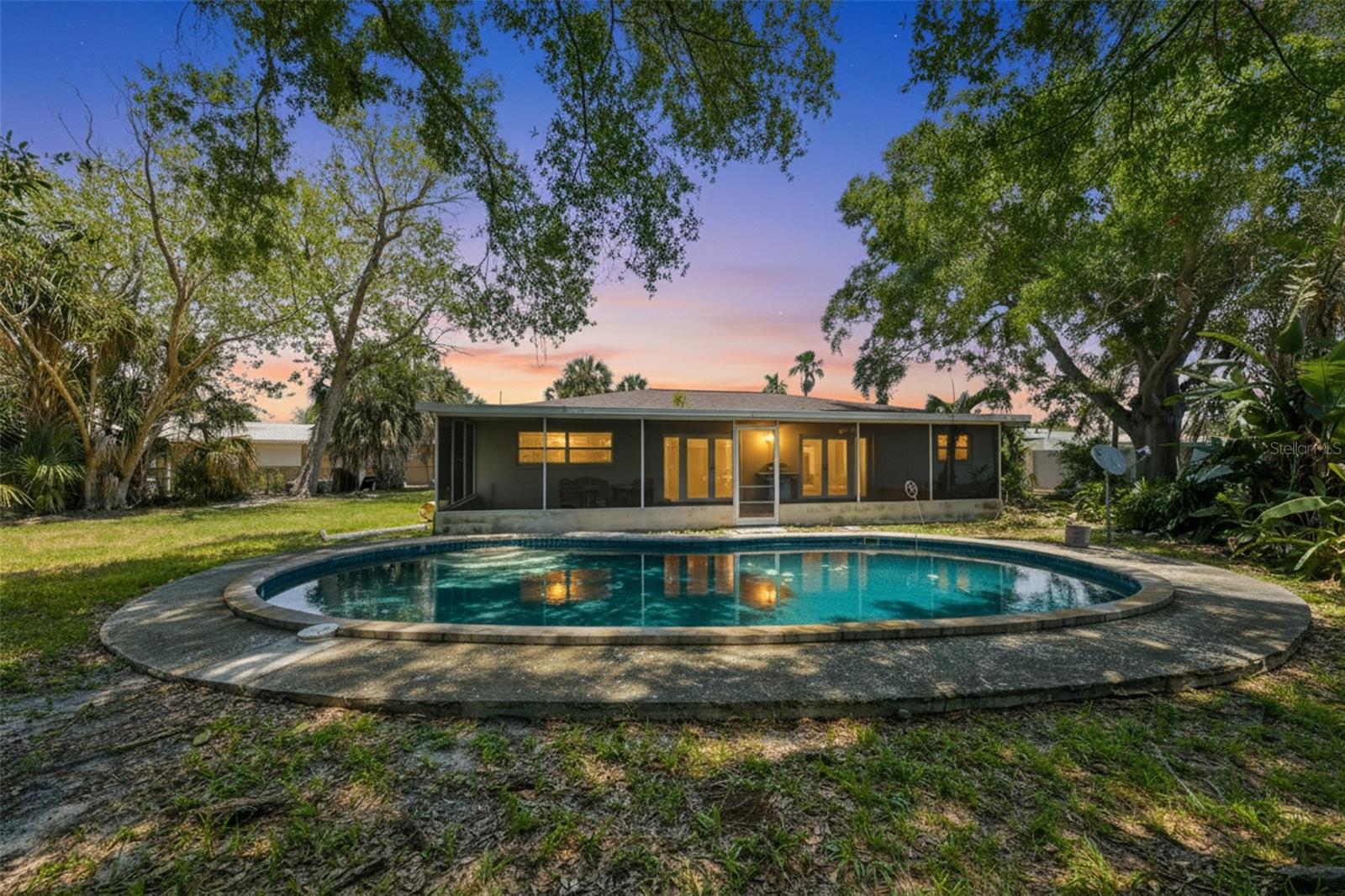 8410 LAVA PL — photo 45