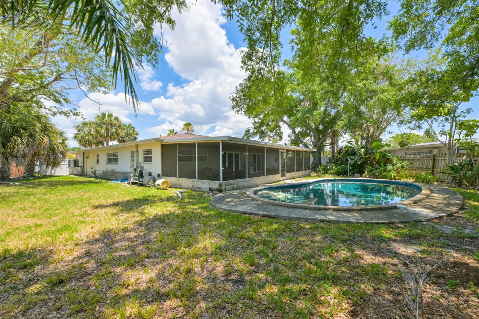 8410 LAVA PL — photo 43