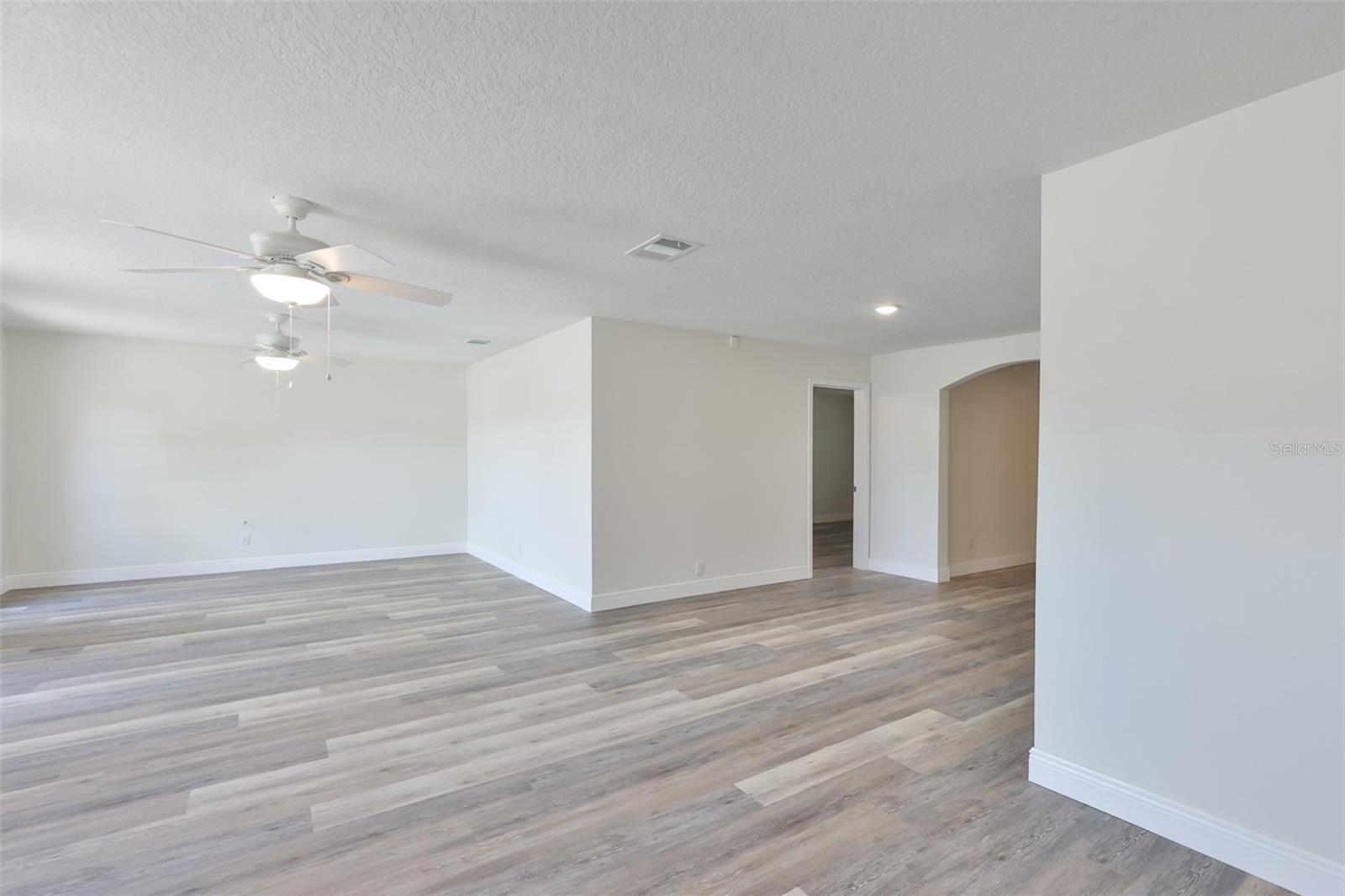 8410 LAVA PL — photo 4
