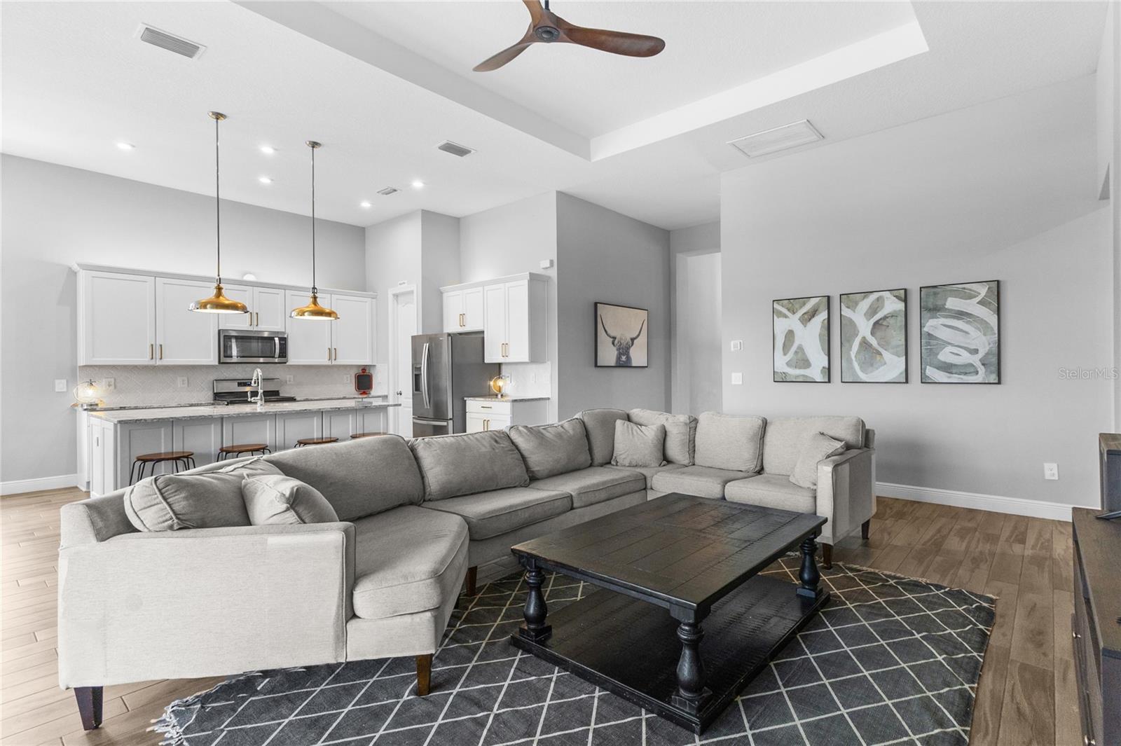 4645 ANTRIM DR — photo 10