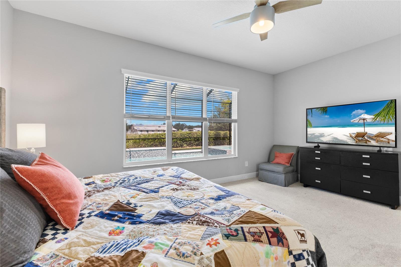 4645 ANTRIM DR — photo 13