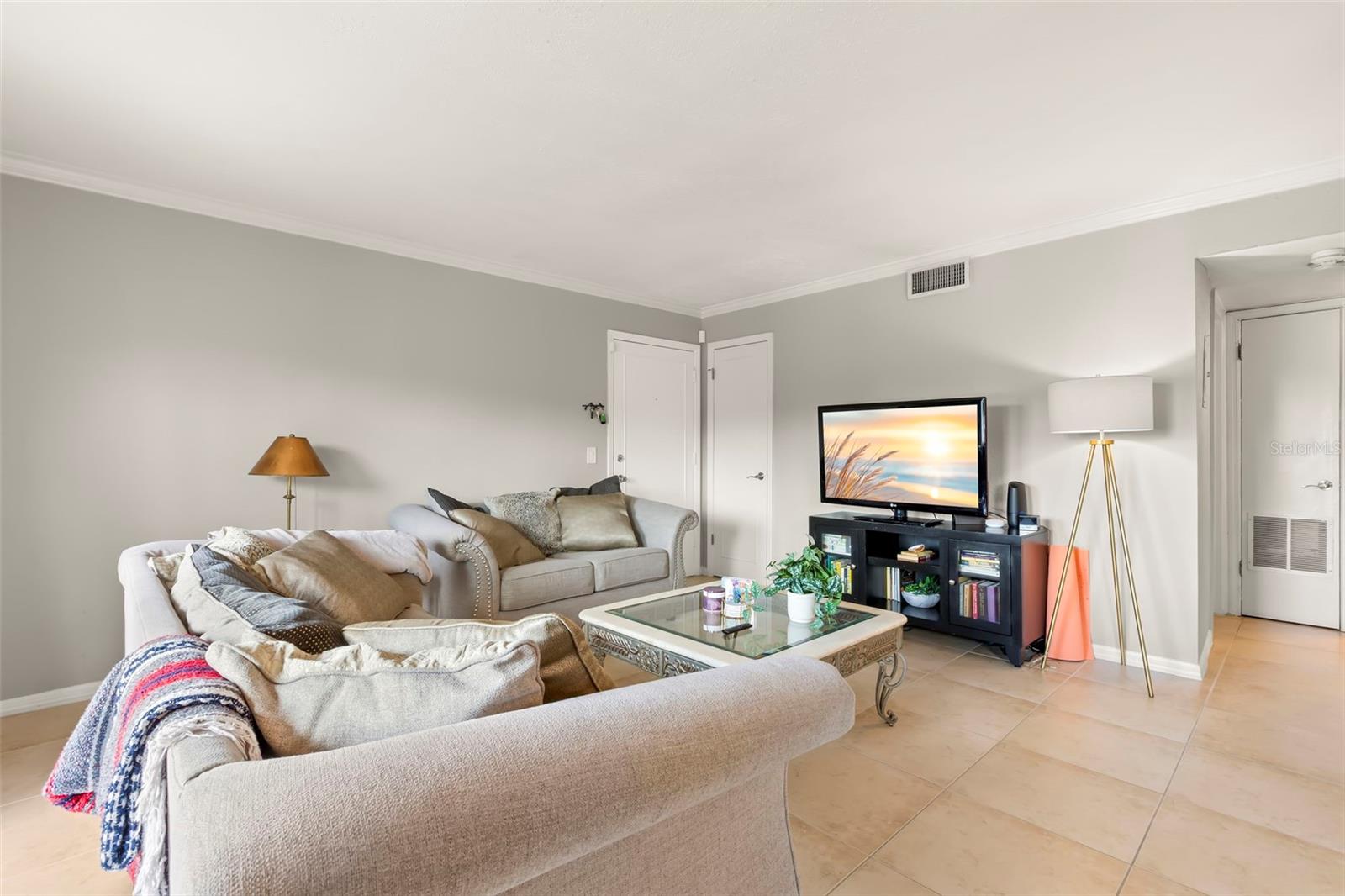 13762 ORANGE SUNSET DR #102 — photo 5