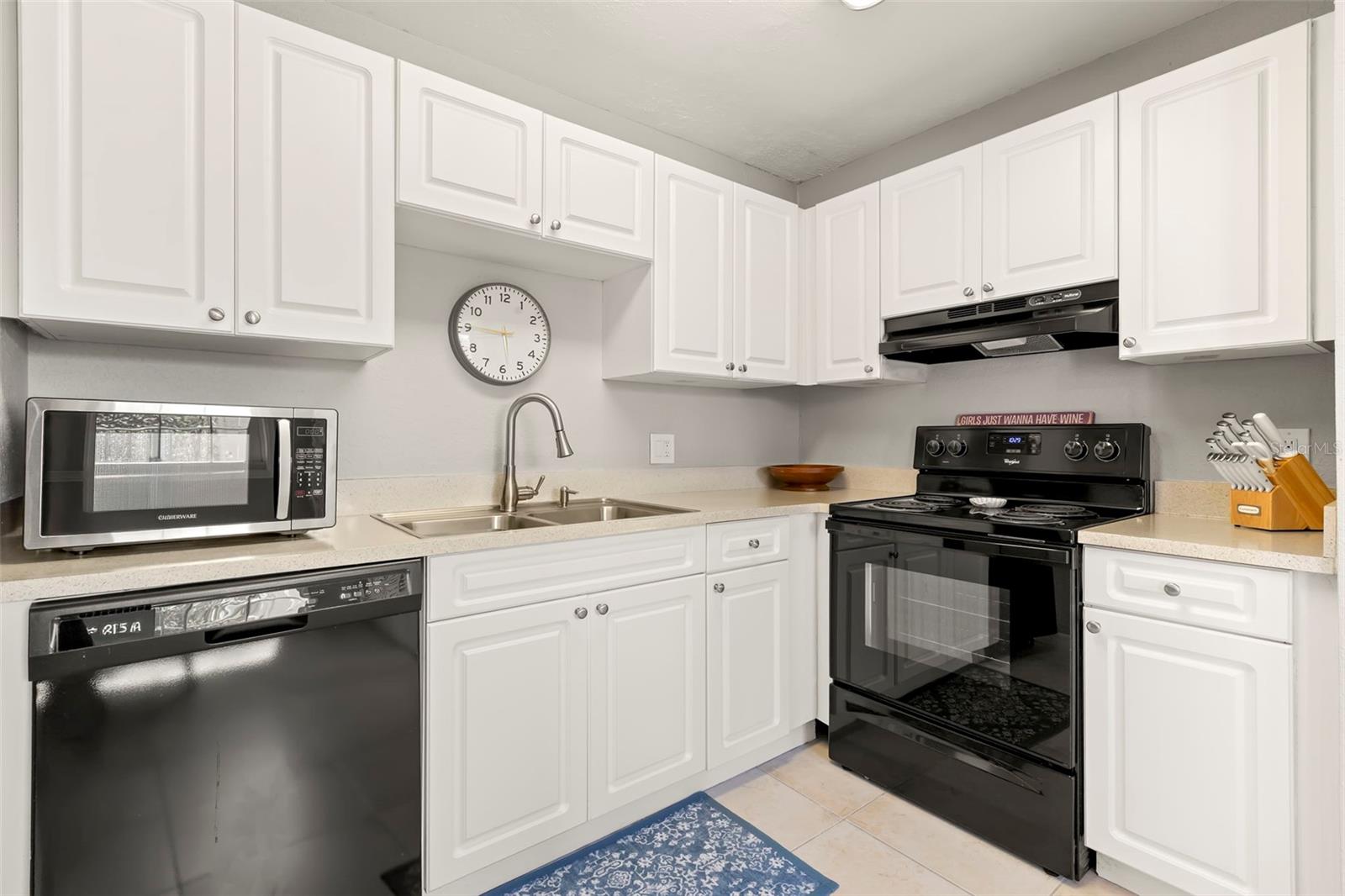 13762 ORANGE SUNSET DR #102 — photo 12