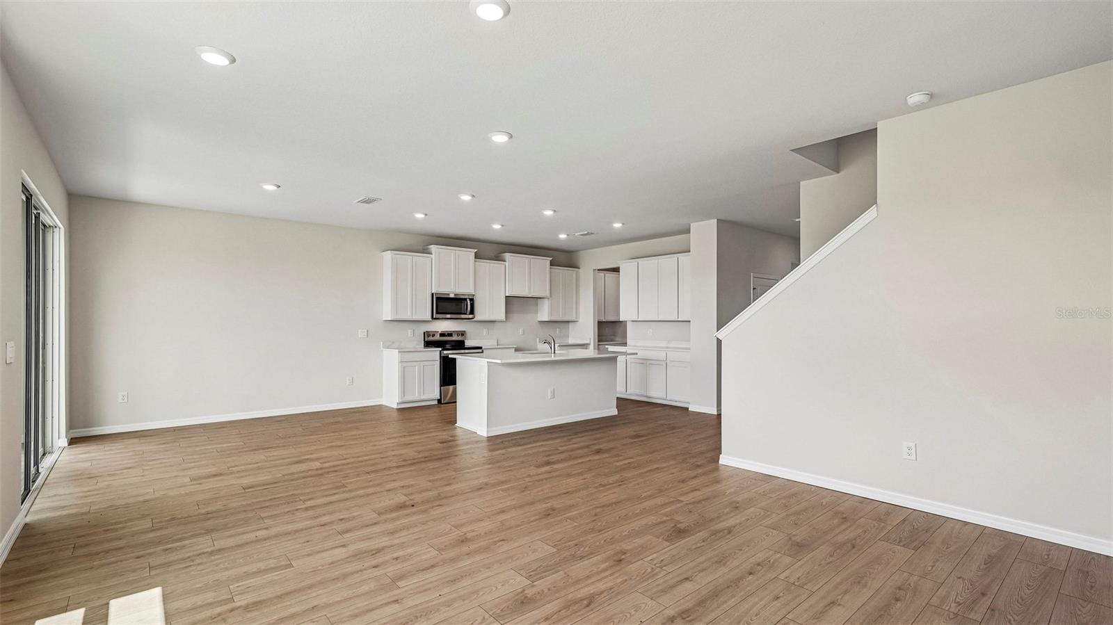 5432 SILVER MOONLIGHT DR — photo 16