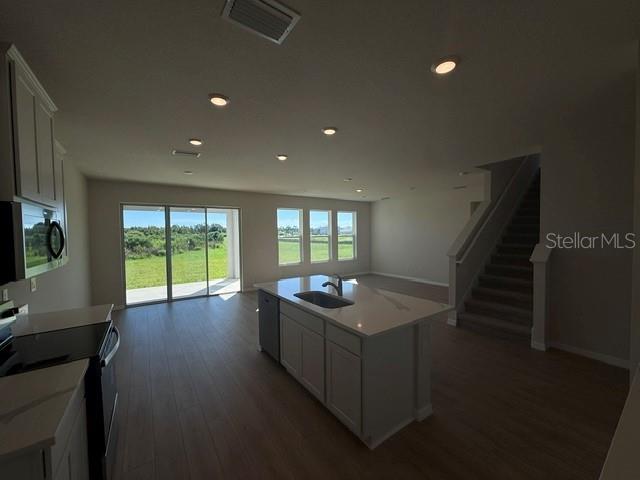 5432 SILVER MOONLIGHT DR — photo 3