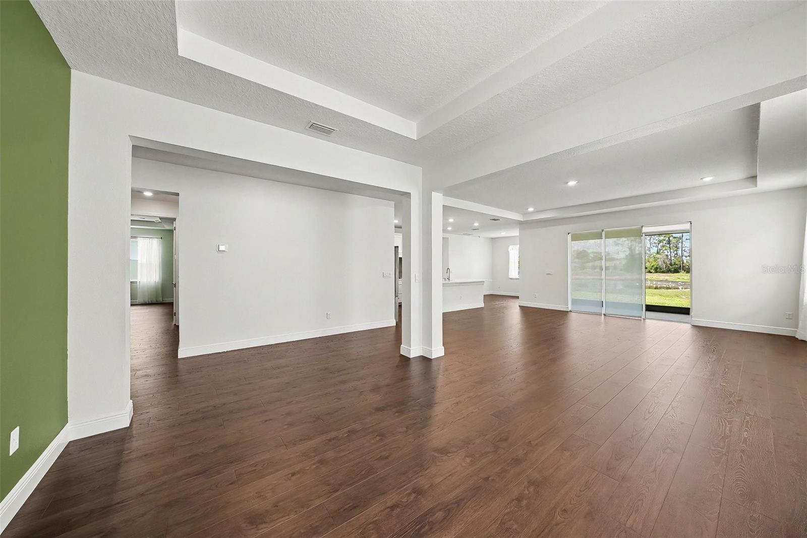 23231 SCAGLIONE DR — photo 8