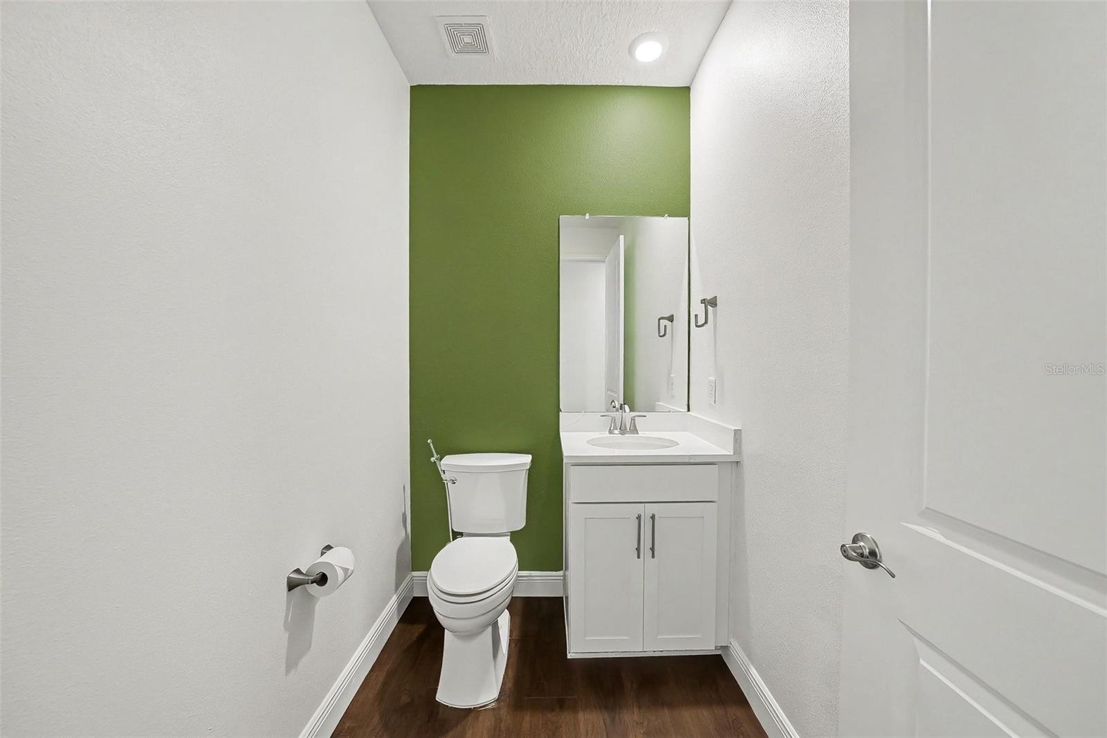 23231 SCAGLIONE DR — photo 32