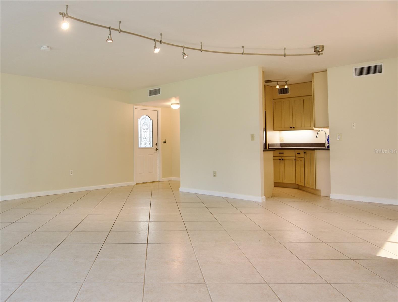 625 WHITE PINE TREE RD #23 — photo 12