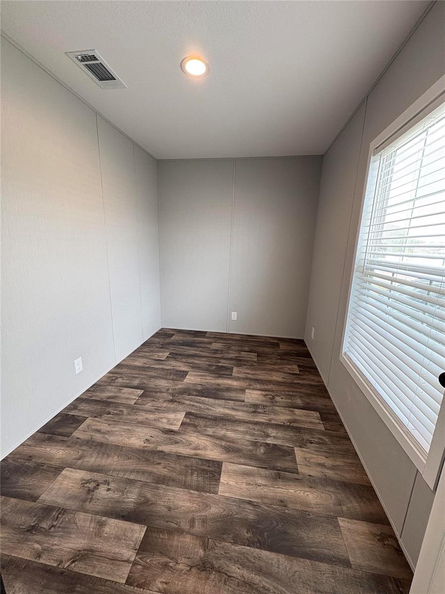 6615 BANDURA AVE — photo 14