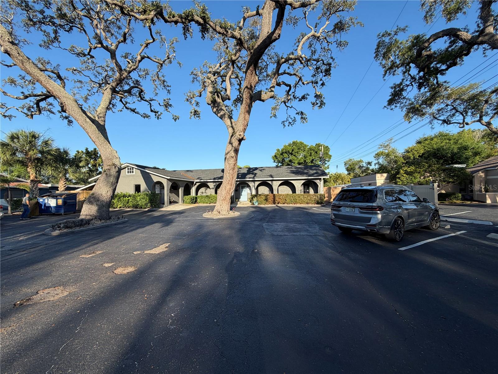 11520 OAKHURST RD — photo 2