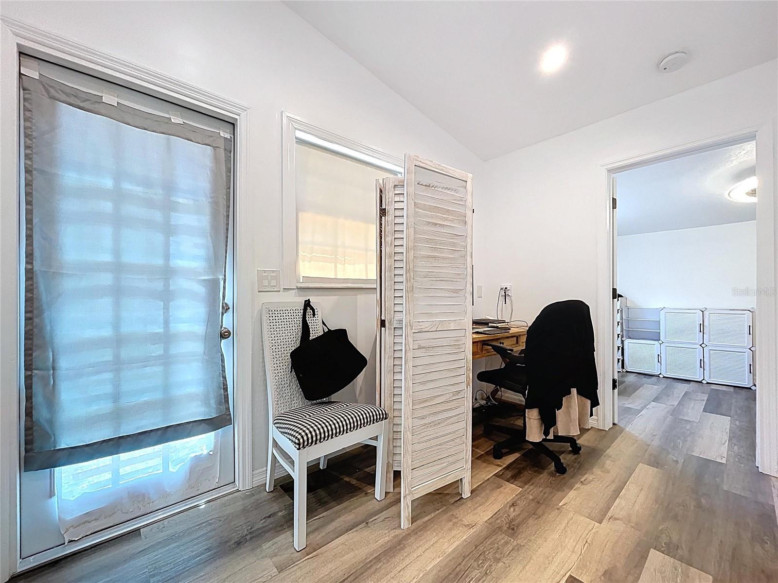 7110 S MASCOTTE ST — photo 33