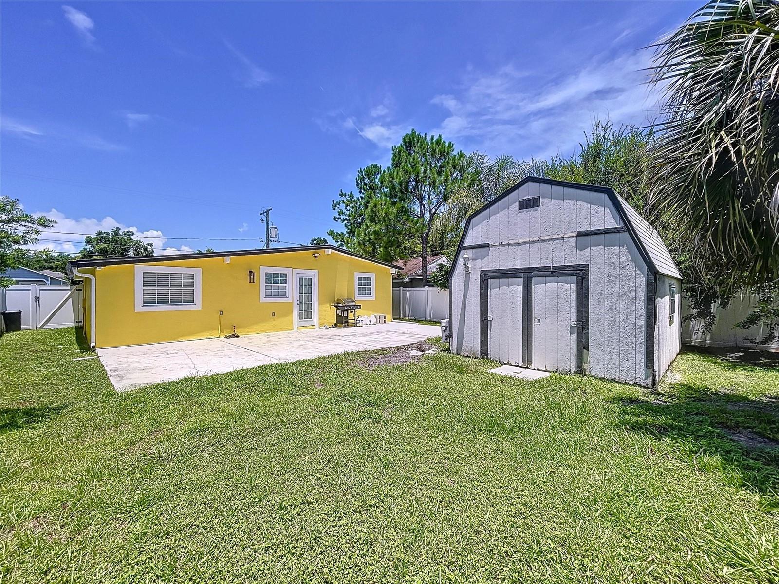 7110 S MASCOTTE ST — photo 39